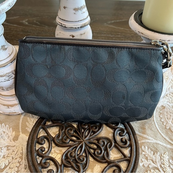 Coach Stunning Teal and Silver Clutch - EUC - Picture 4 of 7
